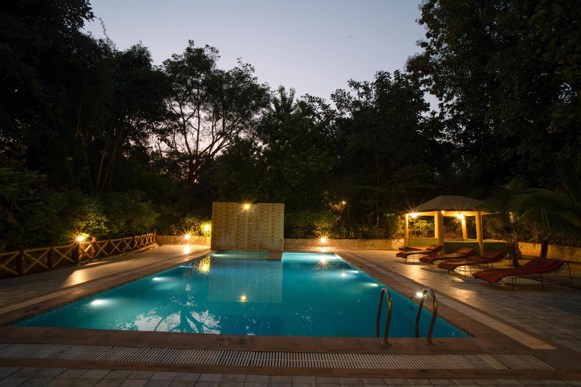 Hotel Treebo Premium Mowgli'S Den, Pench Khawāsa Esterno foto