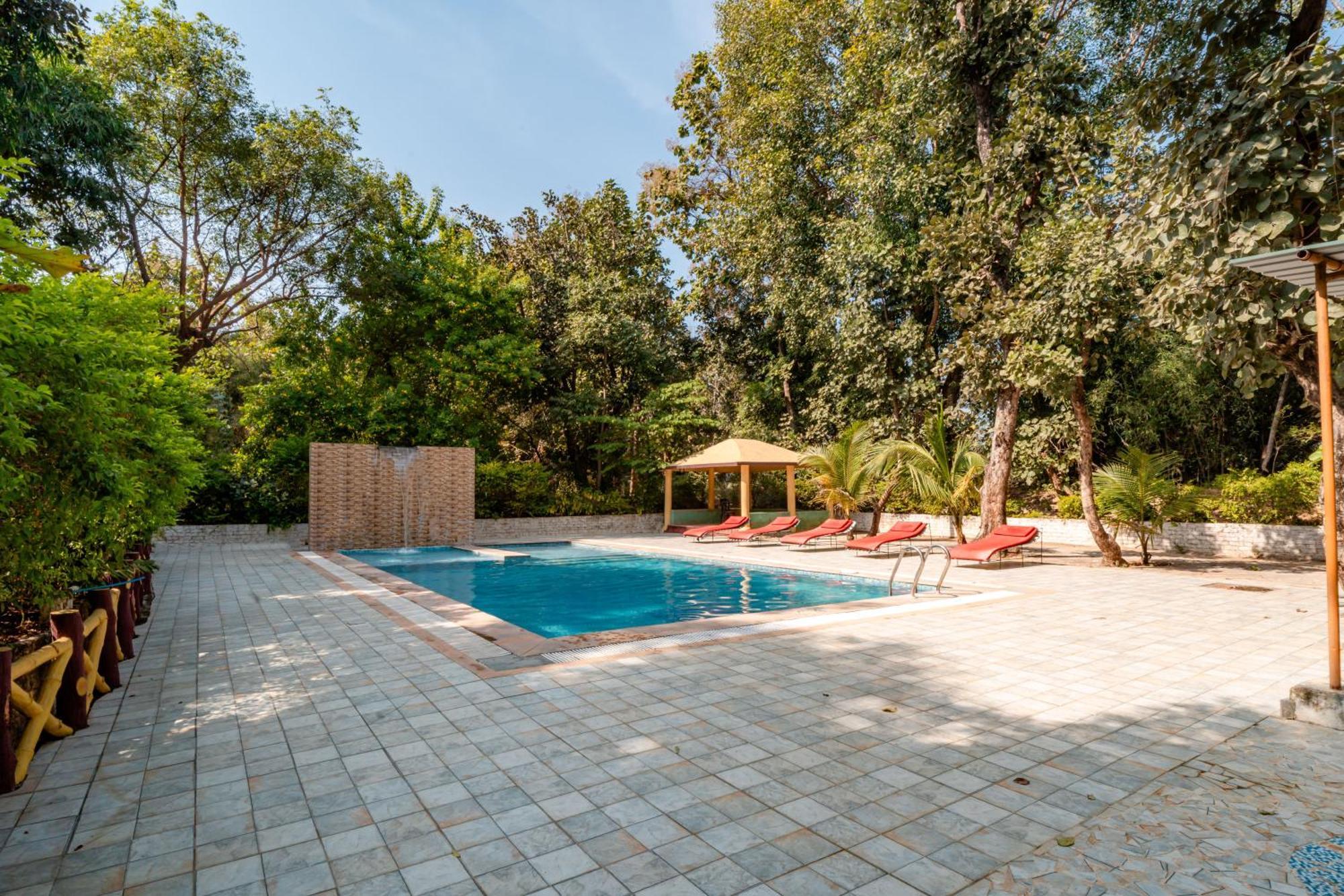 Hotel Treebo Premium Mowgli'S Den, Pench Khawāsa Esterno foto