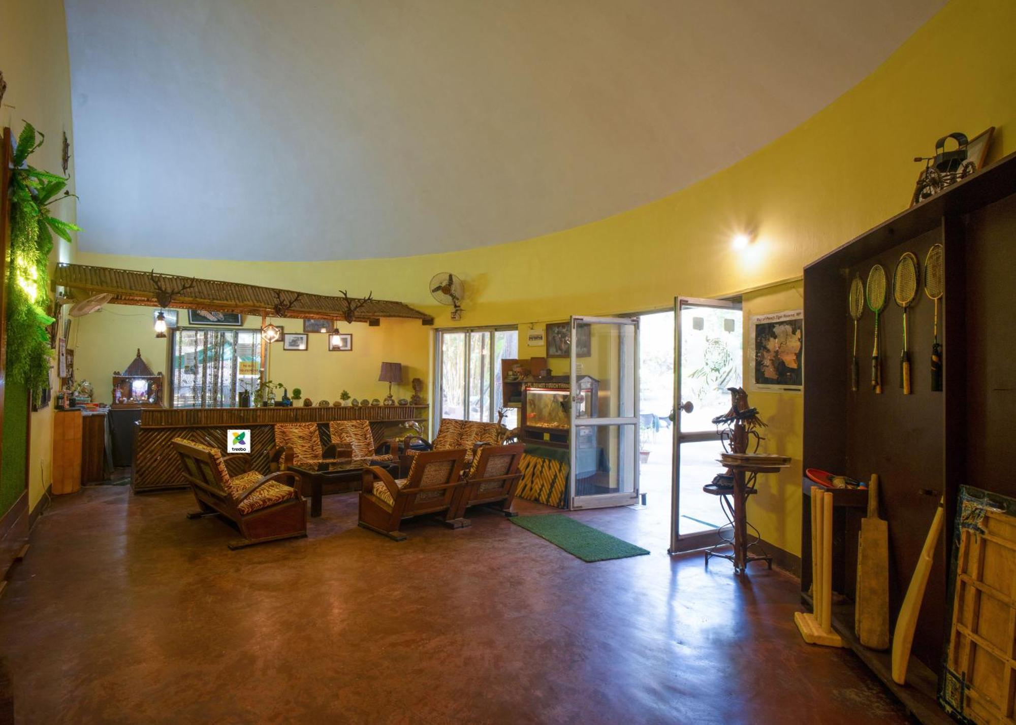 Hotel Treebo Premium Mowgli'S Den, Pench Khawāsa Esterno foto