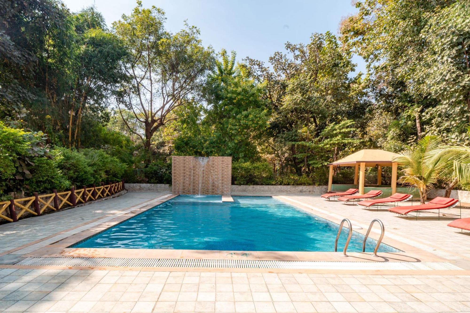 Hotel Treebo Premium Mowgli'S Den, Pench Khawāsa Esterno foto