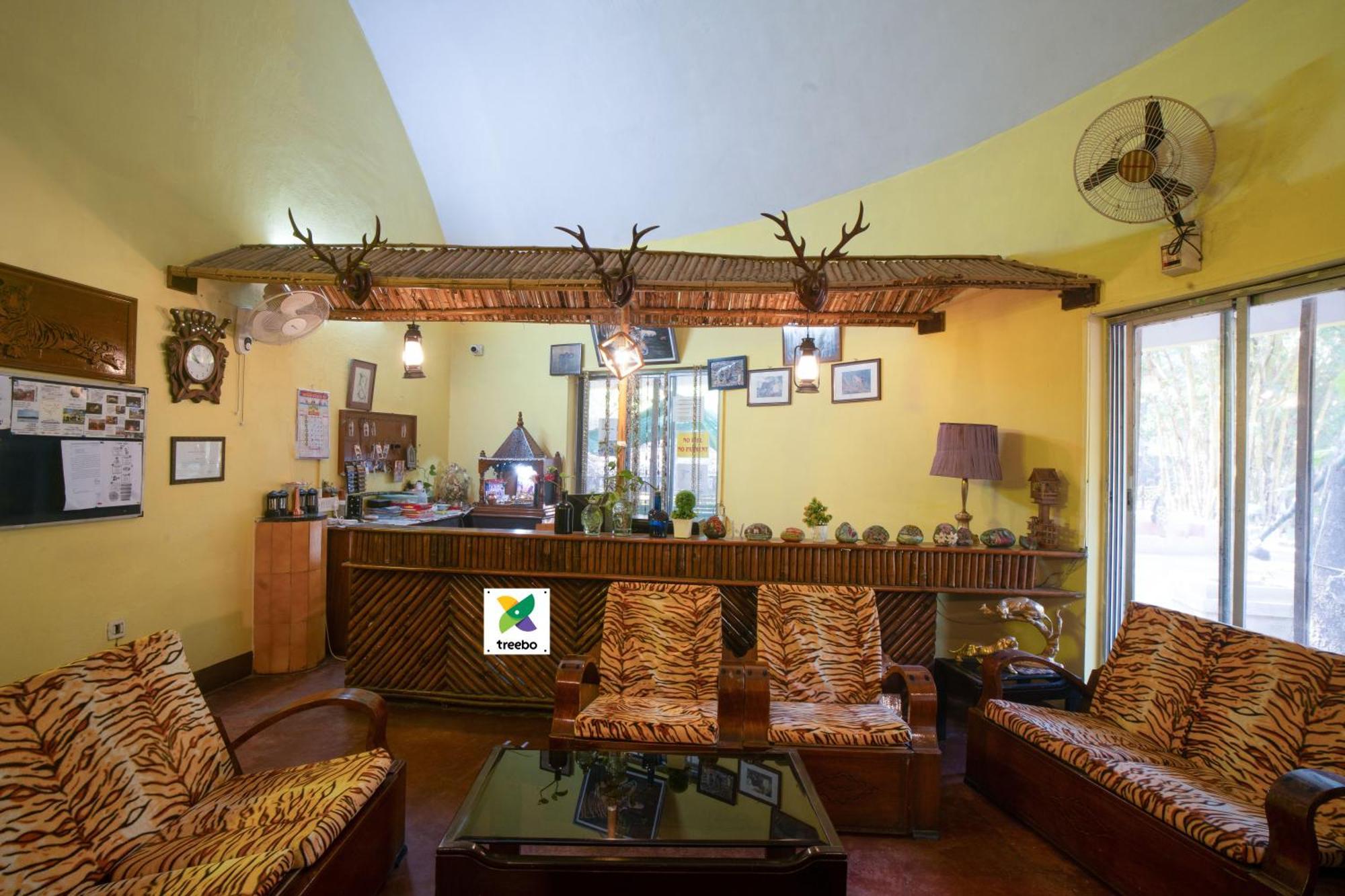 Hotel Treebo Premium Mowgli'S Den, Pench Khawāsa Esterno foto
