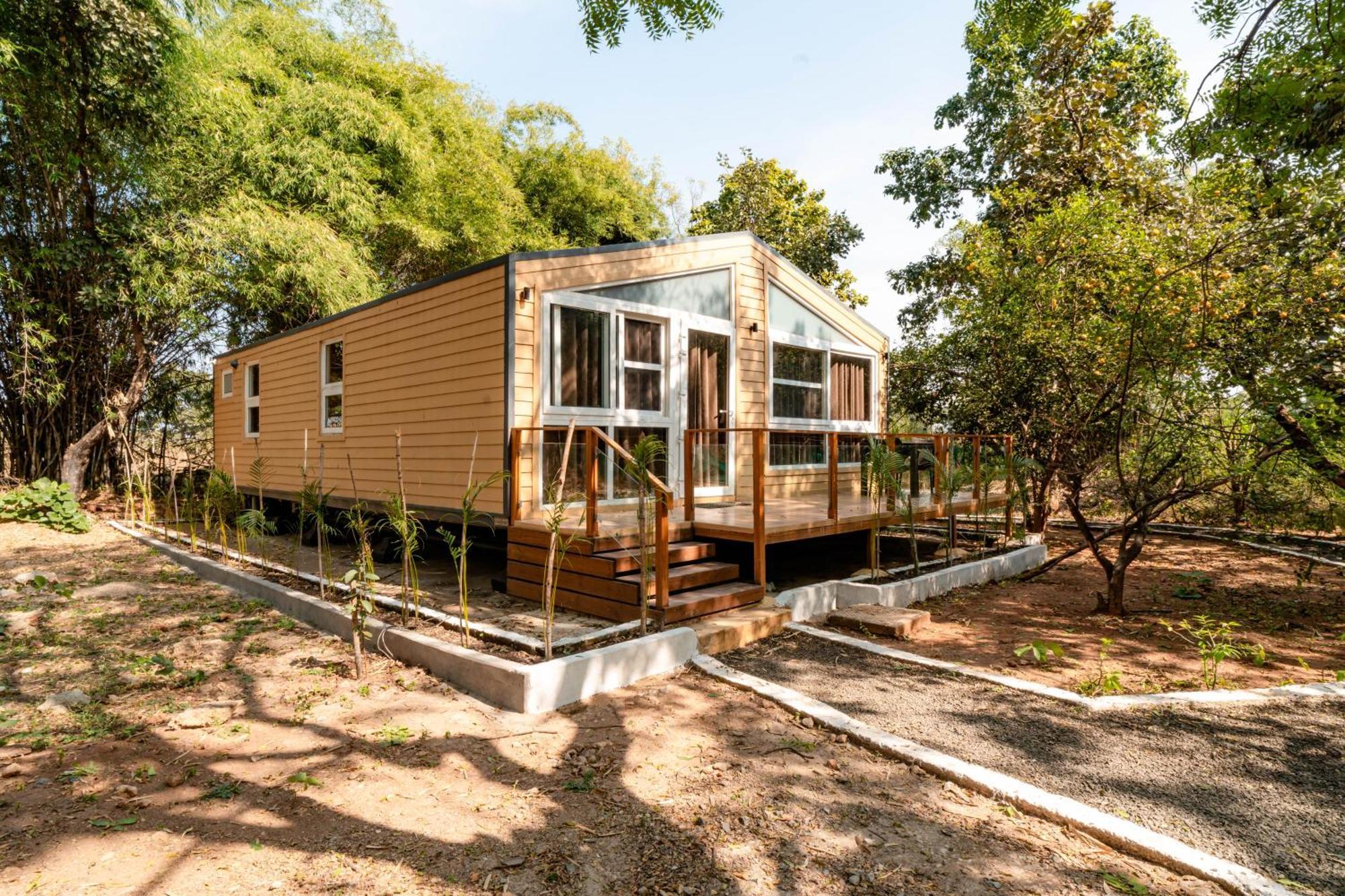 Hotel Treebo Premium Mowgli'S Den, Pench Khawāsa Esterno foto