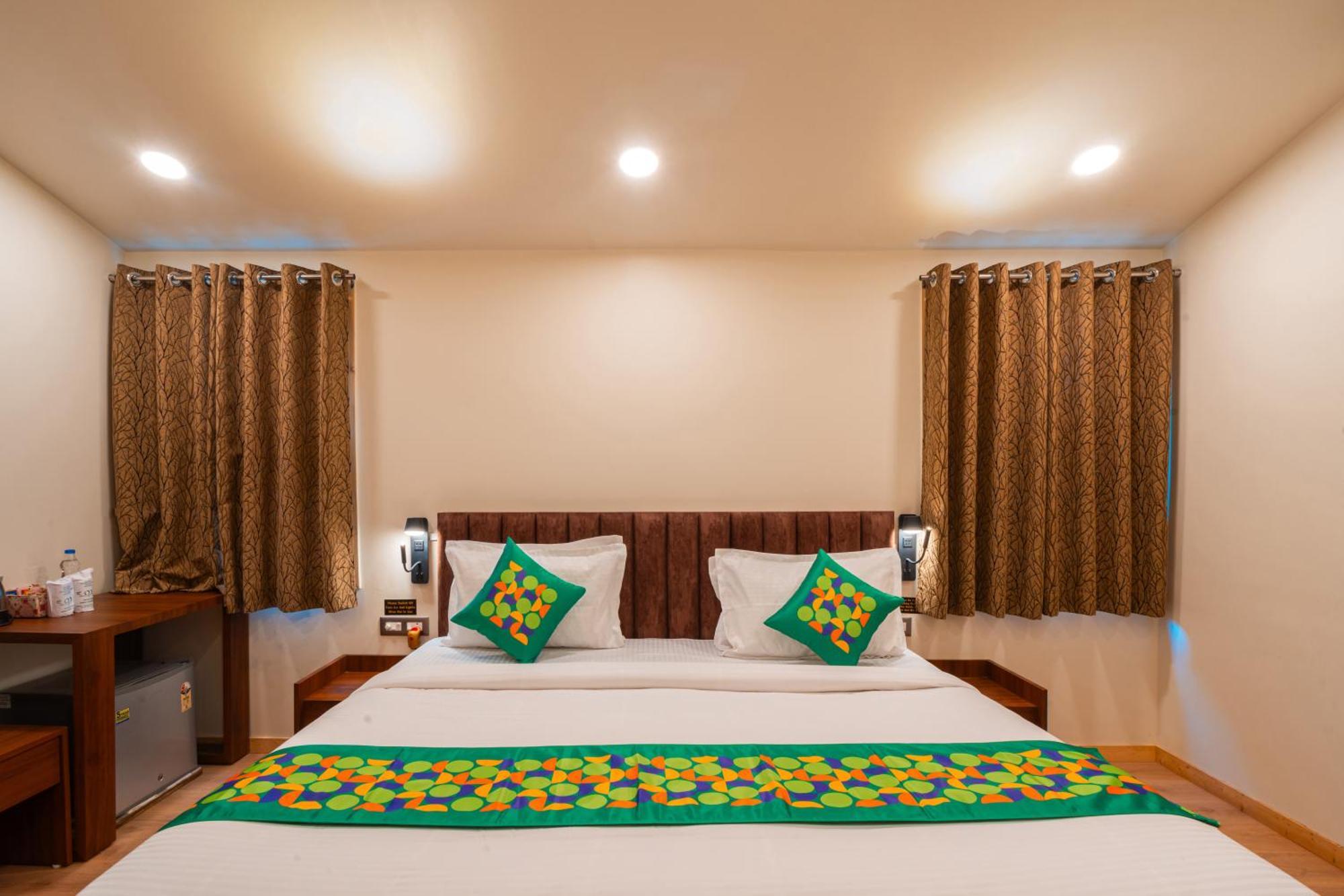 Hotel Treebo Premium Mowgli'S Den, Pench Khawāsa Esterno foto