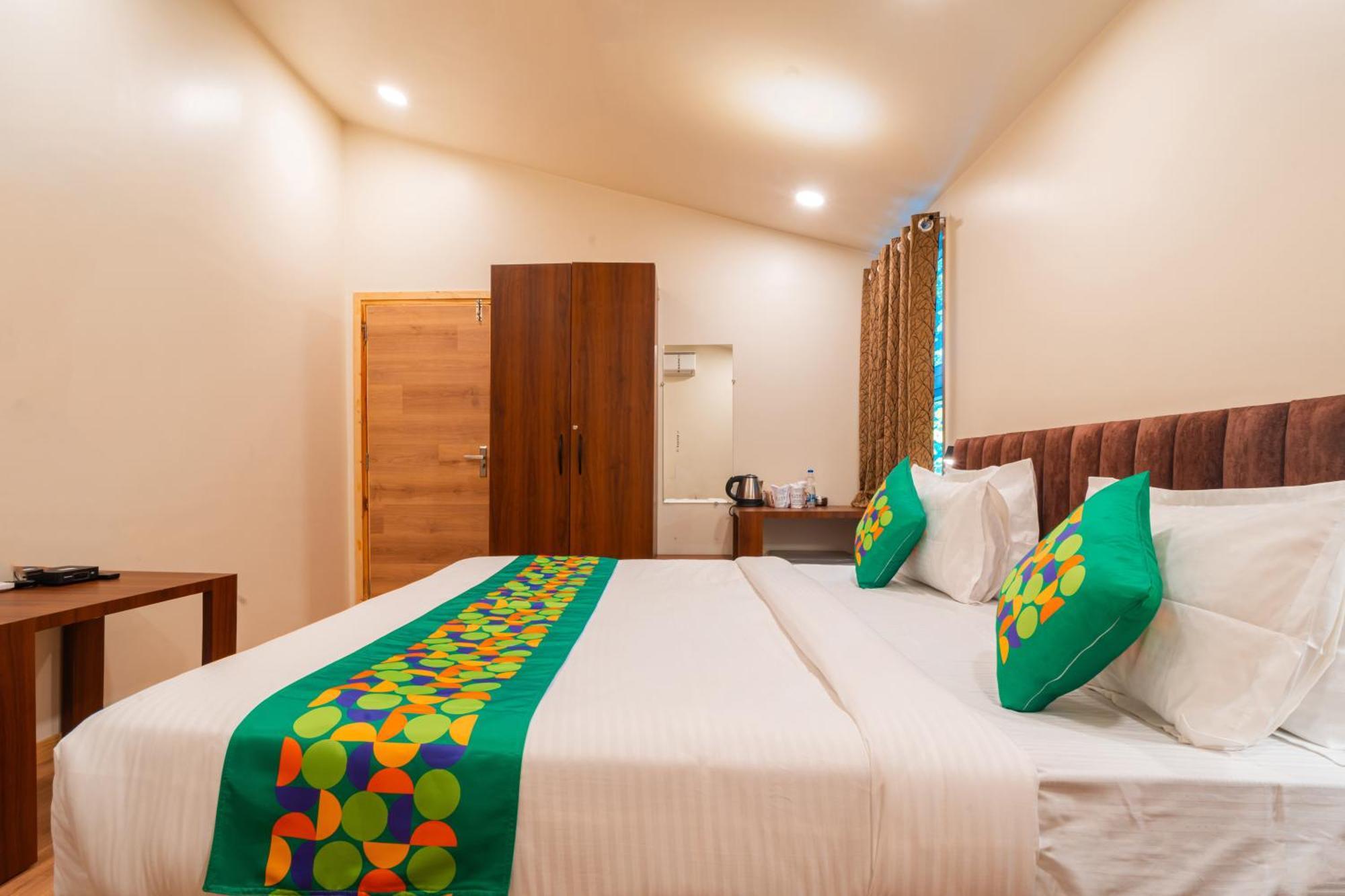 Hotel Treebo Premium Mowgli'S Den, Pench Khawāsa Esterno foto