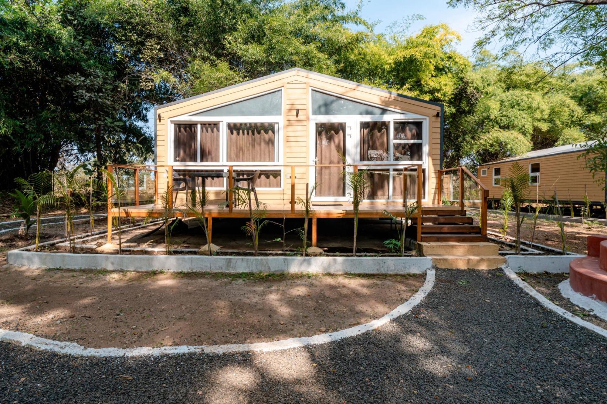 Hotel Treebo Premium Mowgli'S Den, Pench Khawāsa Esterno foto