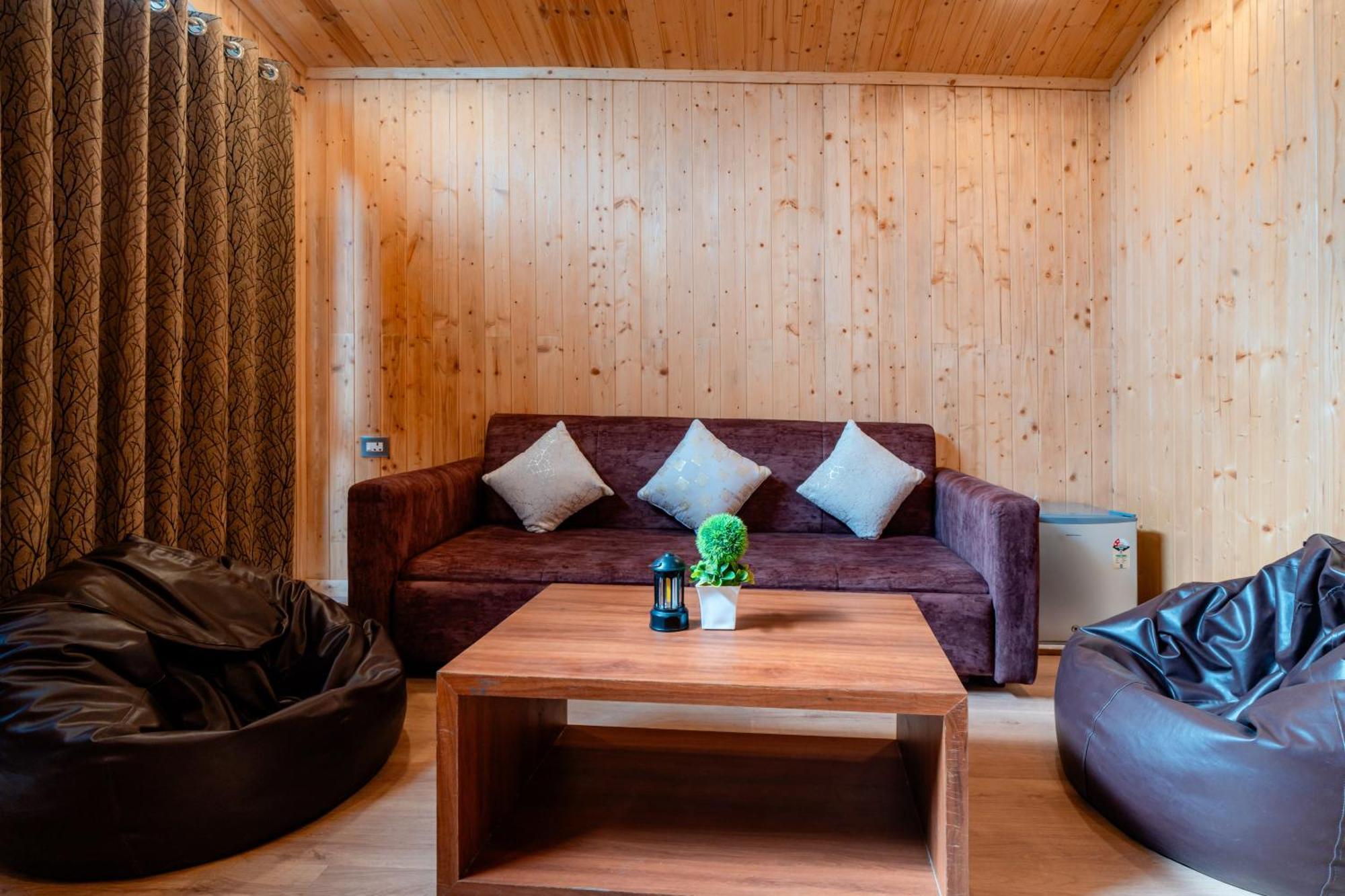 Hotel Treebo Premium Mowgli'S Den, Pench Khawāsa Esterno foto