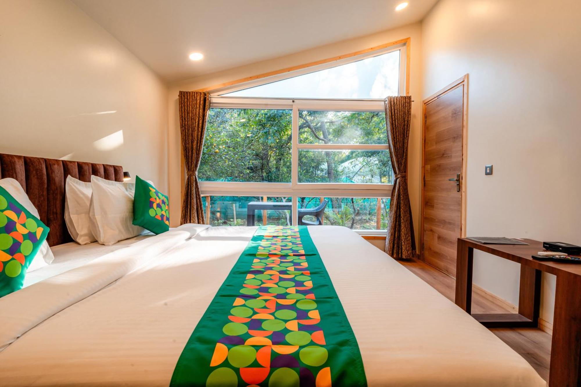 Hotel Treebo Premium Mowgli'S Den, Pench Khawāsa Esterno foto