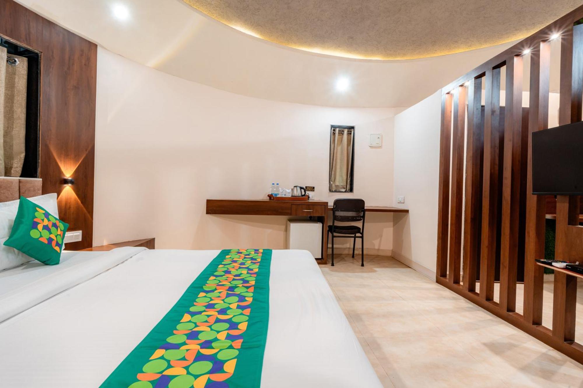 Hotel Treebo Premium Mowgli'S Den, Pench Khawāsa Esterno foto