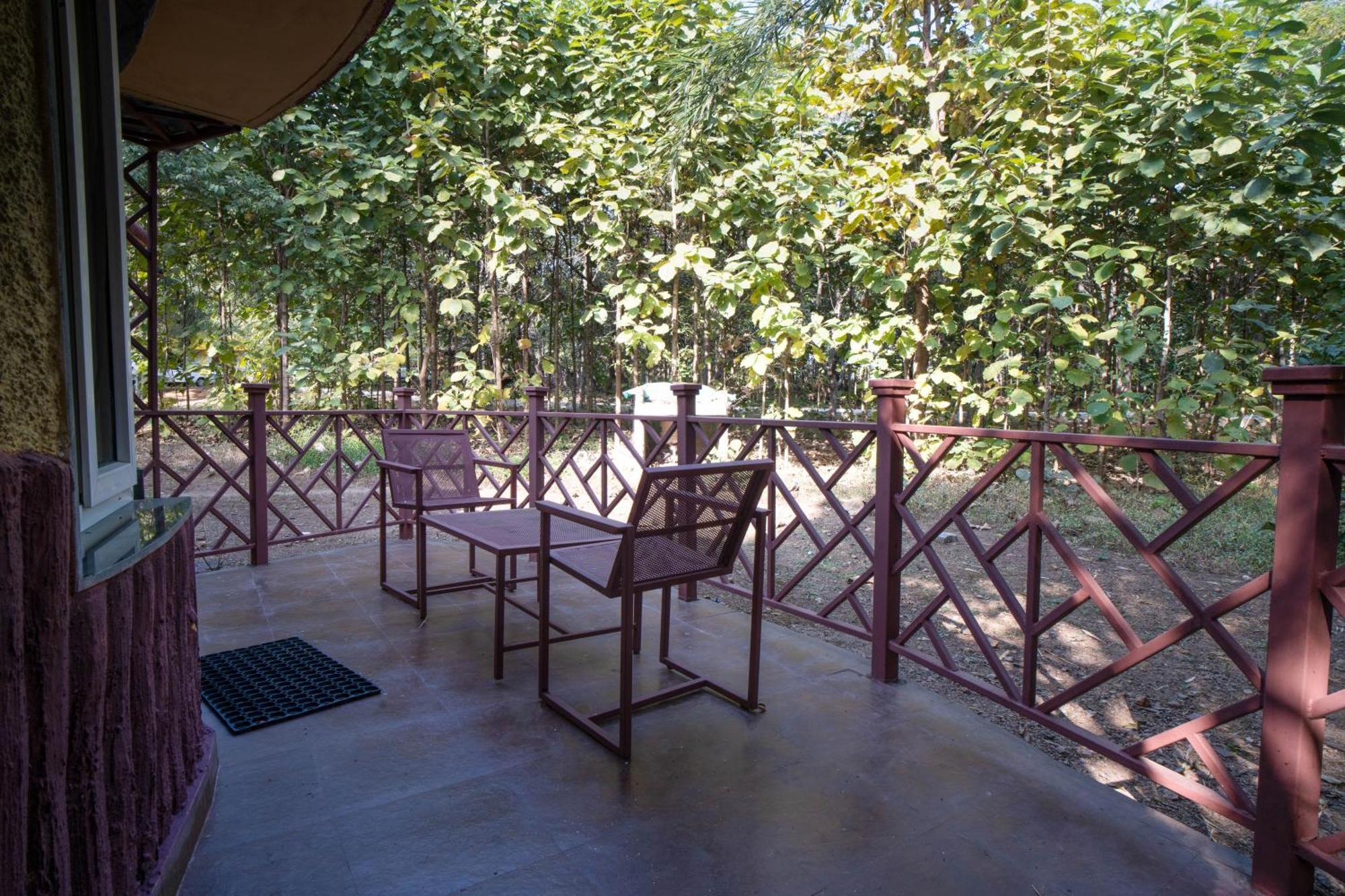 Hotel Treebo Premium Mowgli'S Den, Pench Khawāsa Esterno foto