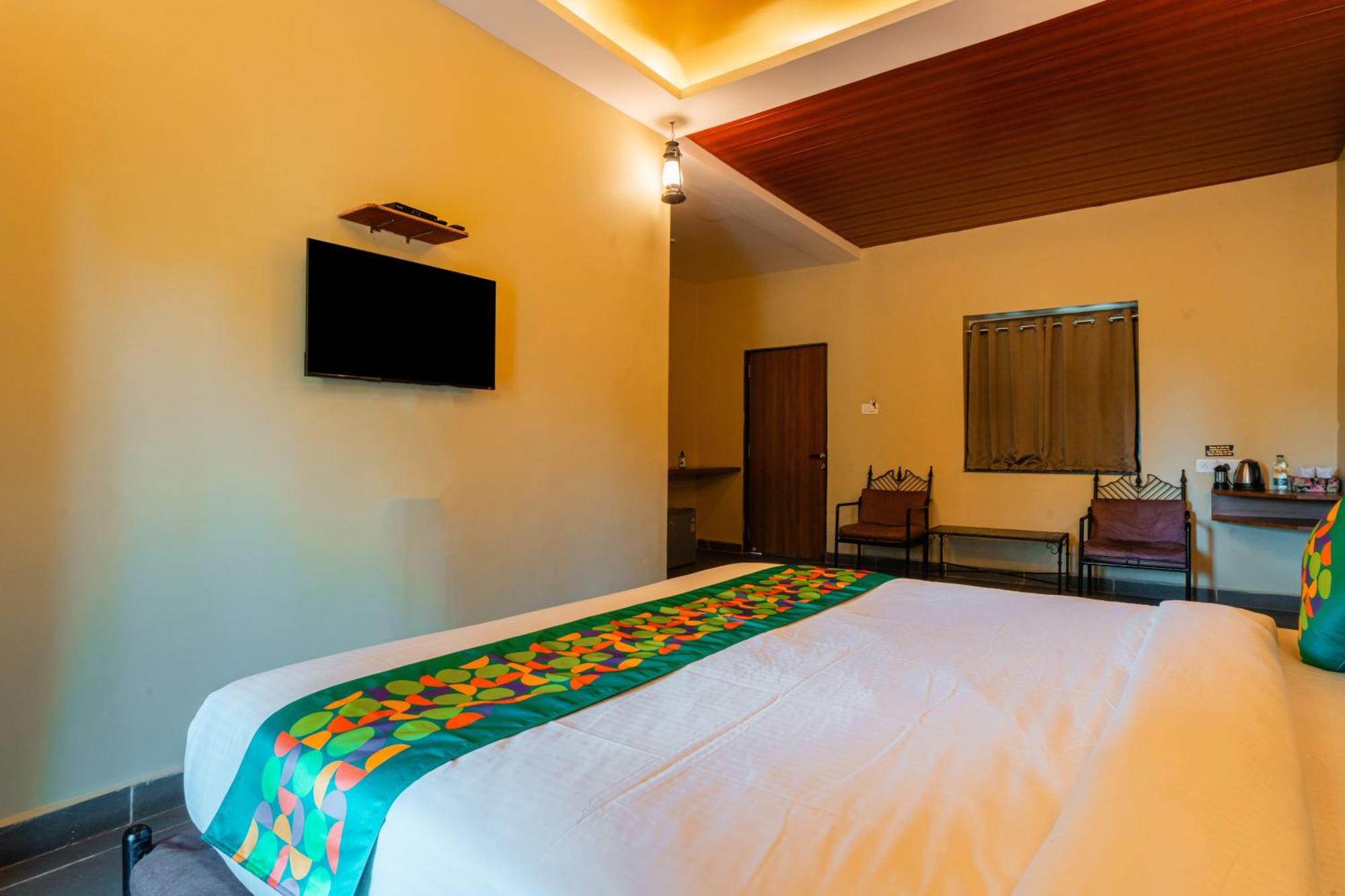 Hotel Treebo Premium Mowgli'S Den, Pench Khawāsa Esterno foto